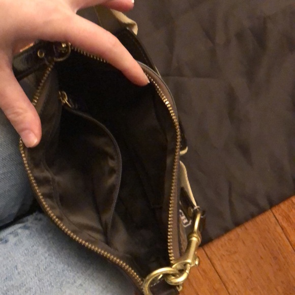 Coach purse - Picture 3 of 4
